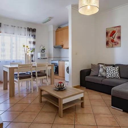 Light & Comfy W/ Pool & Balcony By Lovelystay Apartment Portimao